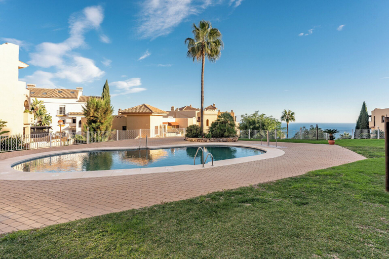 Sport & Beauty, CT 349 - Stupa Hills - Benalmadena, Málaga
