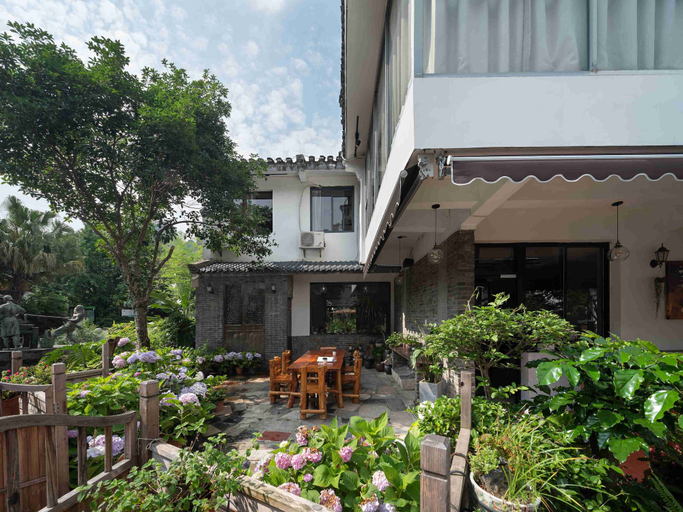 Exterior & Views 2, Castle peak yard Inn Guilin, Guilin