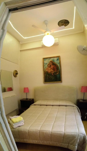 Bedroom 3, Walter Guest House, Rome