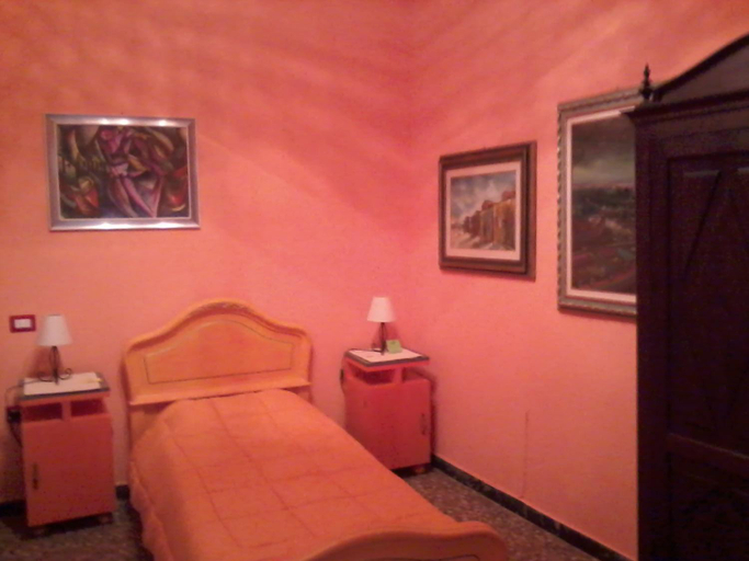 Others 4, Bed and Breakfast Su Niu, Cagliari