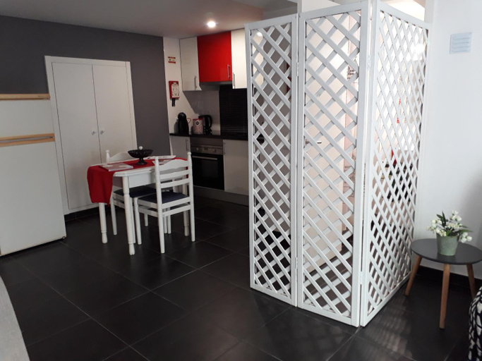 Others 4, Apartment My Home, Sesimbra