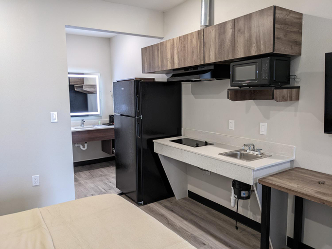 Dining Room 5, Captain Suites, Chambers