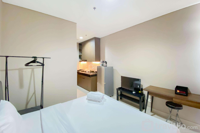 Bedroom 2, Studio Minimalis Ciputra International By Travelio, Jakarta Barat