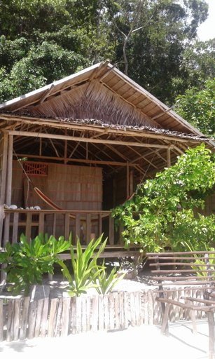 Mambetron Homestay Raja Ampat, Raja Ampat