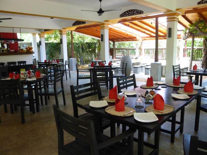 Food & Drinks 3, Amal Beach Hotel, Bentota