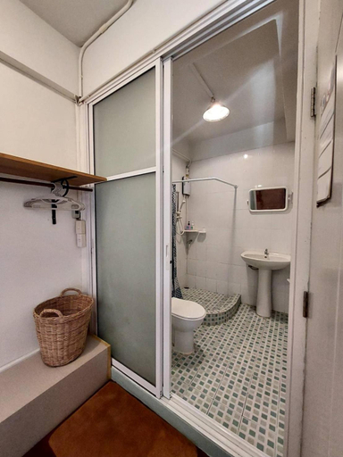 Bathroom, The Common Room CNX, Muang Chiang Mai