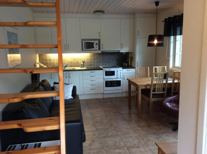 Others 4, Berghaga 415, Falkenberg