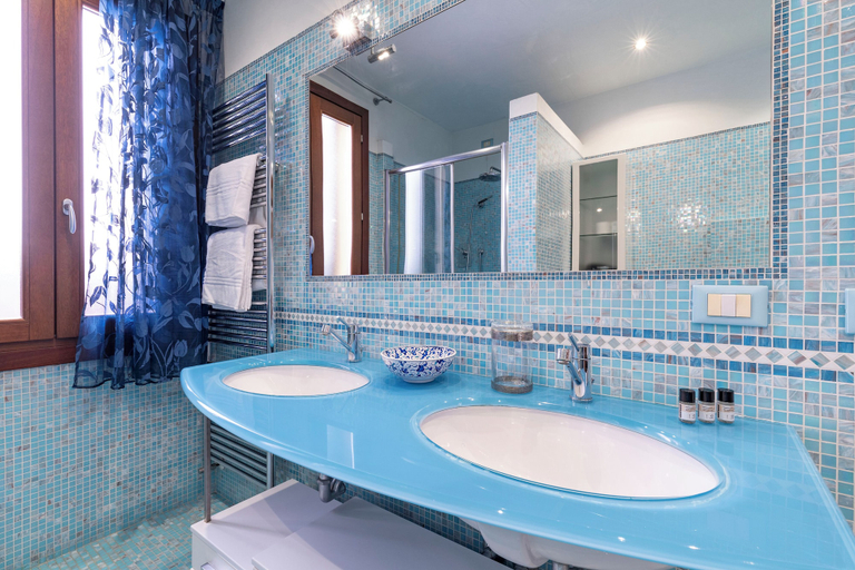 Bathroom 3, Al Campanile View and Terrace by Wonderful Italy, Venezia