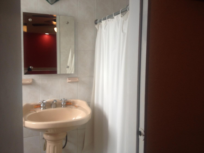 Bathroom 4, Hotel La Paz, Guadalajara