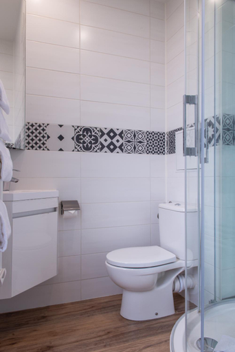 Bathroom 3, Hotel Istria, Paris