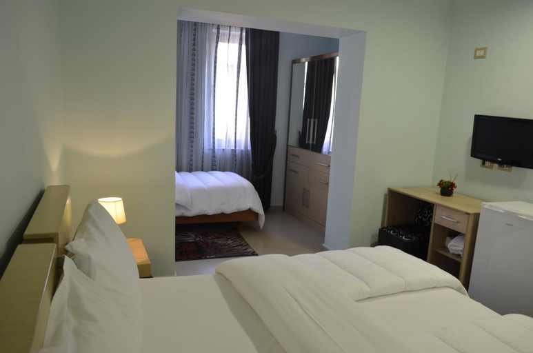 Bedroom 2, Hotel Piemonte, Tirana