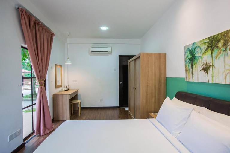 Bedroom 6
