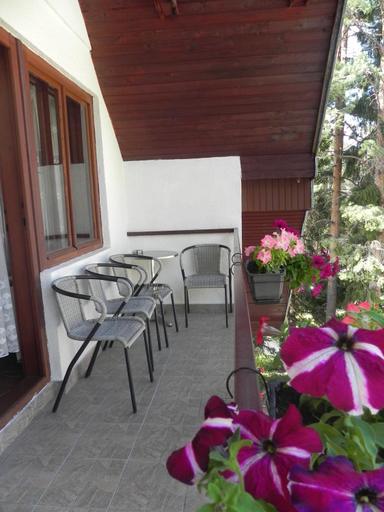 Others 2, Apartments Vukovic