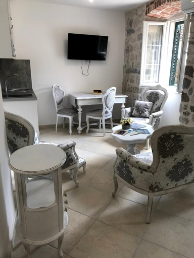 New renovated Old Town Martiva Apartment