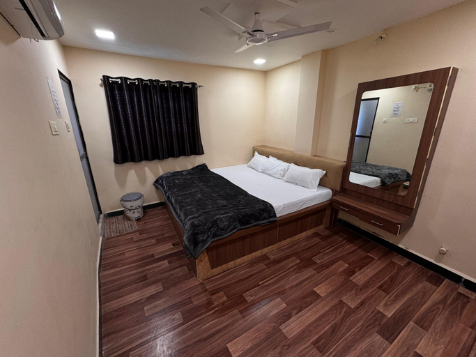 Others 3, Hotel Shree Parwati Palace, Ujjain