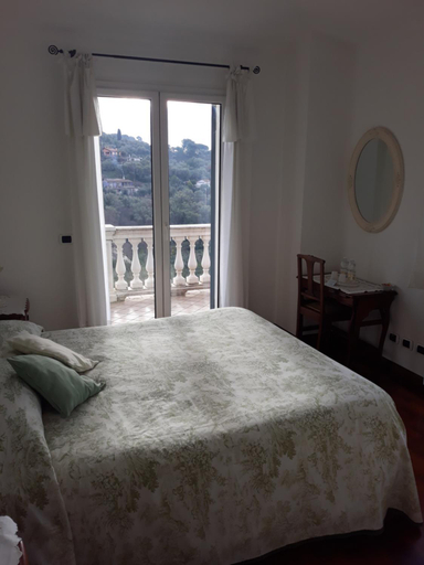 Bedroom 4, B&B Villa Isabella, Imperia