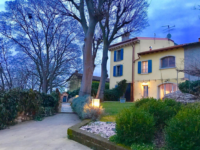 Others 5, La Piana, Mantua