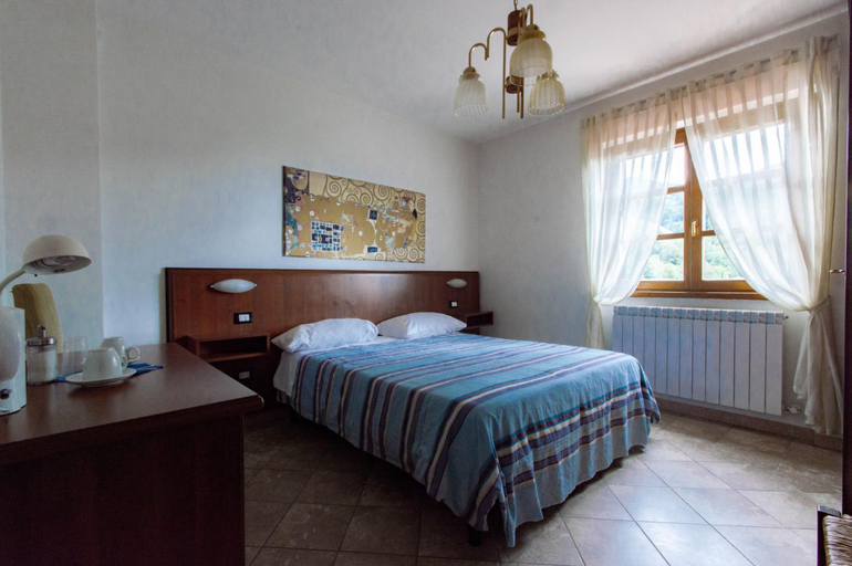 Others 5, B&B La Bredia, Massa Carrara