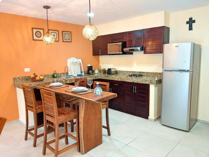 Dining Room 8