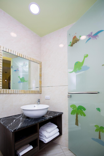 Bathroom 9