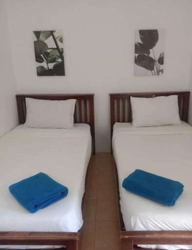 Others 5, Blanco Central, Mueang Krabi