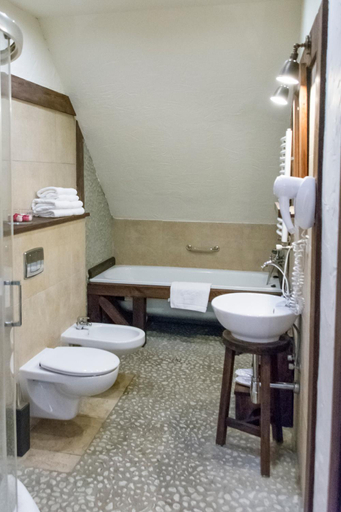 Bathroom 3, Karczma Zamojszczyzna, Zamość