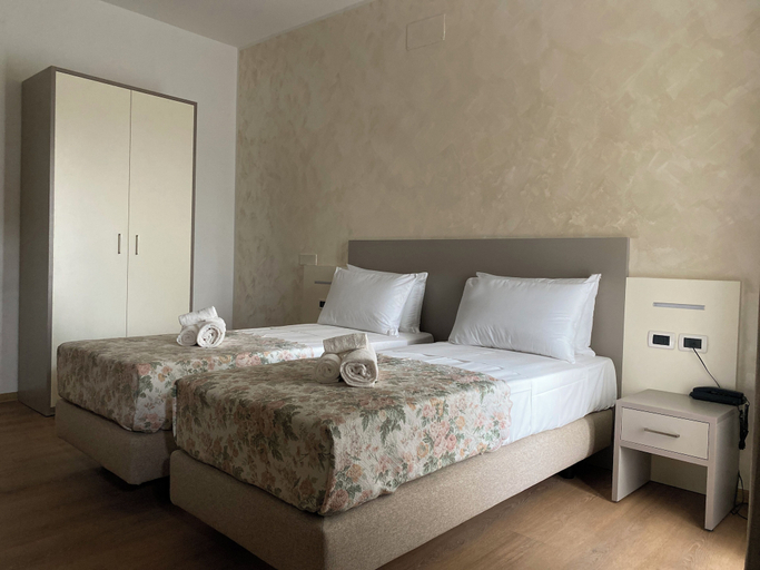 Bedroom 2, Hotel Lanterna Padova, Padua