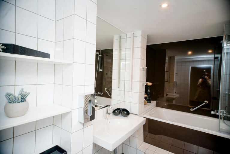 Bathroom 3