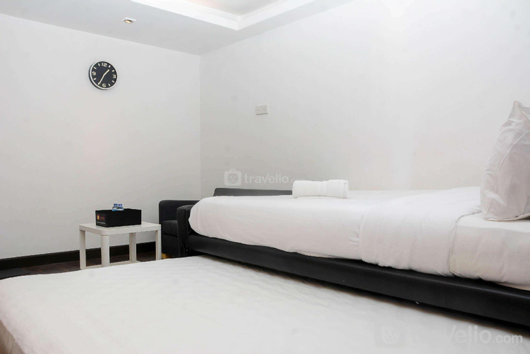 Cozy Design Studio Bassura City By Travelio, East Jakarta