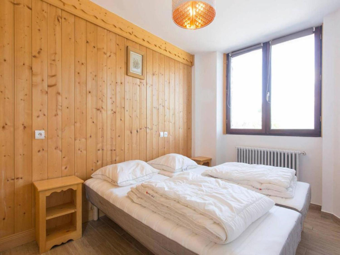 Bedroom 12