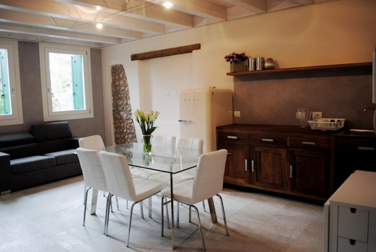 Others 3, Bed And Breakfast Castello, Verona