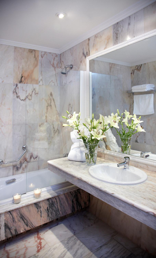 Bathroom 5, Hotel Carlos I Silgar, Pontevedra
