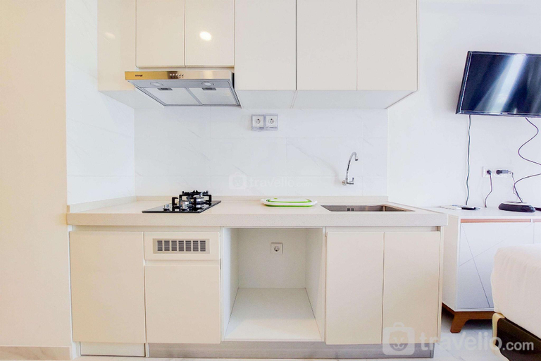 Others 5, Cozy Studio High Floor Sky House BSD By Travelio, South Tangerang