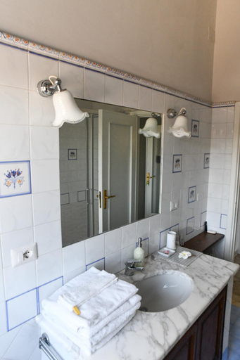 Others 5, B&B Porta Romana-Language And Art, Ascoli Piceno
