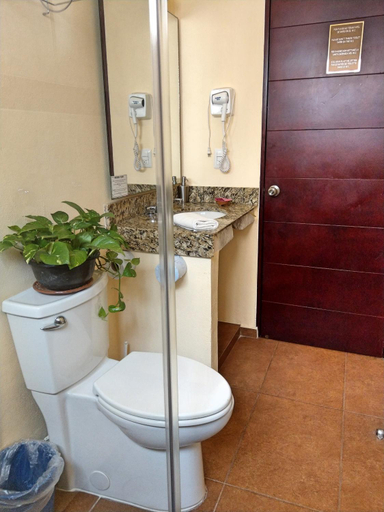 Bathroom 17