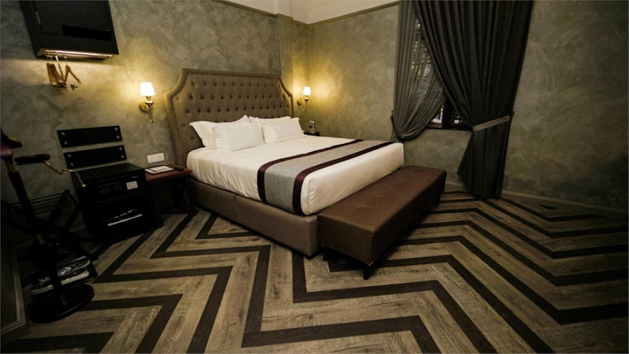 Bedroom 5