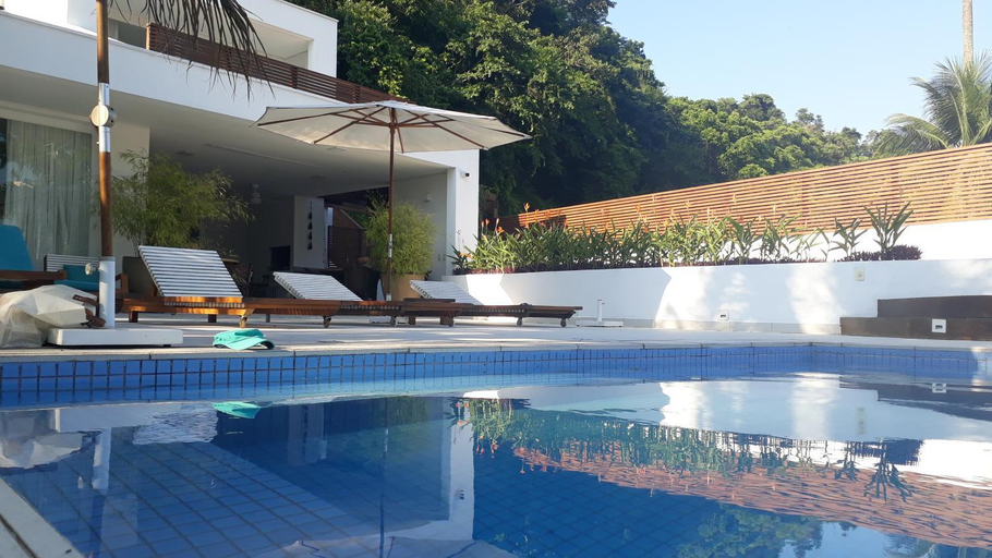 Others 2, Tropical Contemporary Suites, Parati