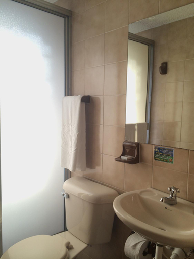 Bathroom, Hotel Tuvalu, Paipa