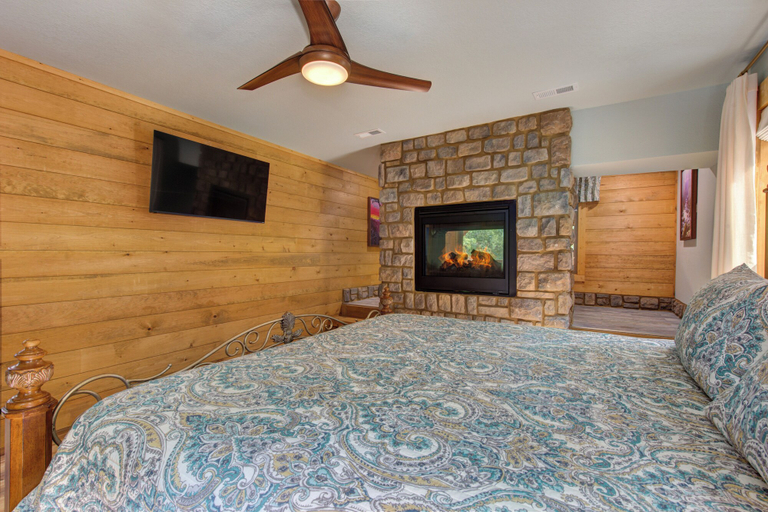 Bedroom 3, Aqua Vitae, Sevier