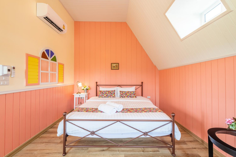 Bedroom 2, Baan Kang Hun Pua Cottage, Pua