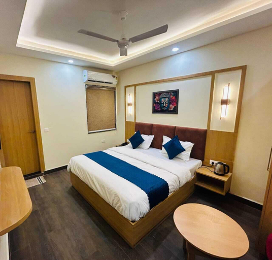 Bedroom 3, Hotel The Ananta Inn, Gwalior