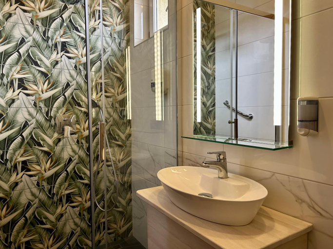 Bathroom 3, Hotel Négy Évszak***, Hajdúszoboszló