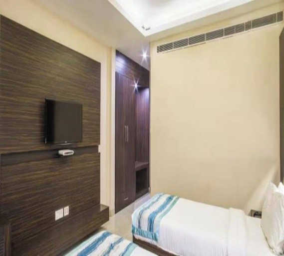Bedroom 5, Hotel Ajay International, Kaushambi