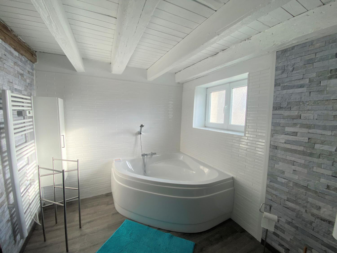 Bathroom 6