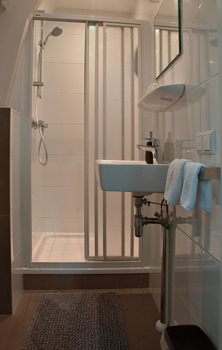 Bathroom 2, Het Wapen van Noordwijkerhout, Noordwijkerhout