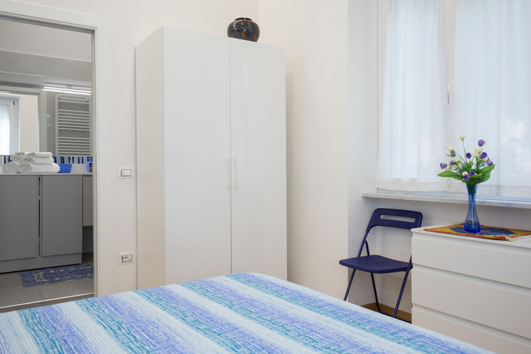Bedroom 2, Pisacane loft, Salerno