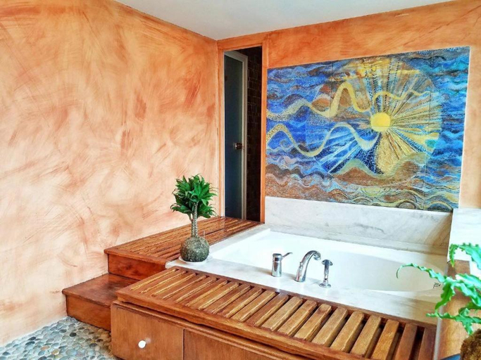 Bathroom 3, Casa mARTa : suites - terrasses et vue panoramique, Ardèche