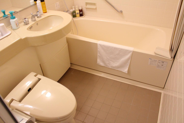 Bathroom 4, Hotel Shiosai, Fujisawa