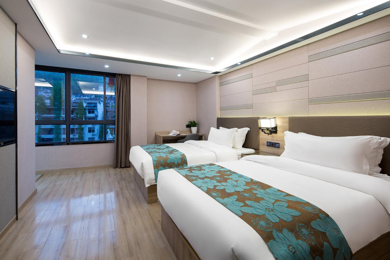 Bedroom 3, Morninginn, Phoenix Ancient City Tuojiang, Xiangxi Tujia and Miao