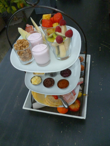 Food & Drinks